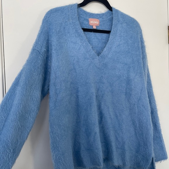 Show Me Your Mumu Cozy Forever Sweater Light Blue Fuzzy V Neck Size Small - Picture 3 of 8